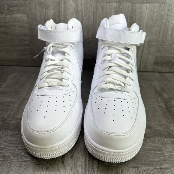 Nike Air Force 1 Mid '07 Men's size 17 Triple White Shoes CW2289-111 - Picture 4 of 8